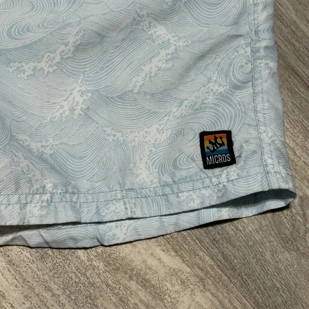 Micros Swim Trunks Men's‎ Medium Blue White Wave Pattern Drawstring Shorts